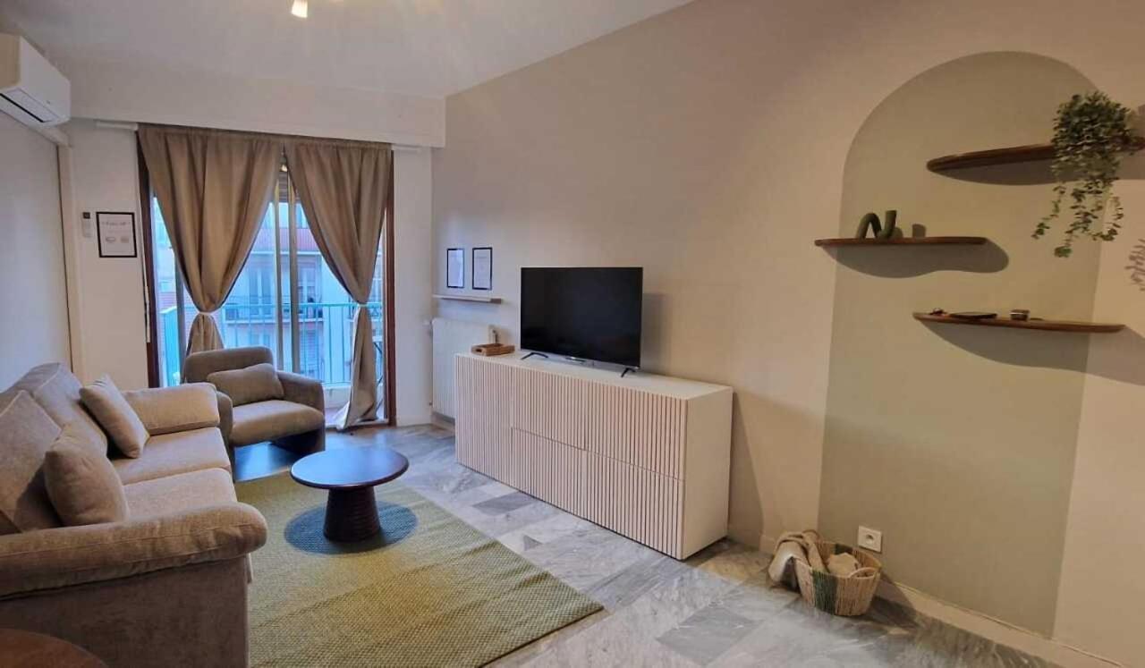 Relax In Zen Studio, Air Conditioning, Sea On Foot * Niza